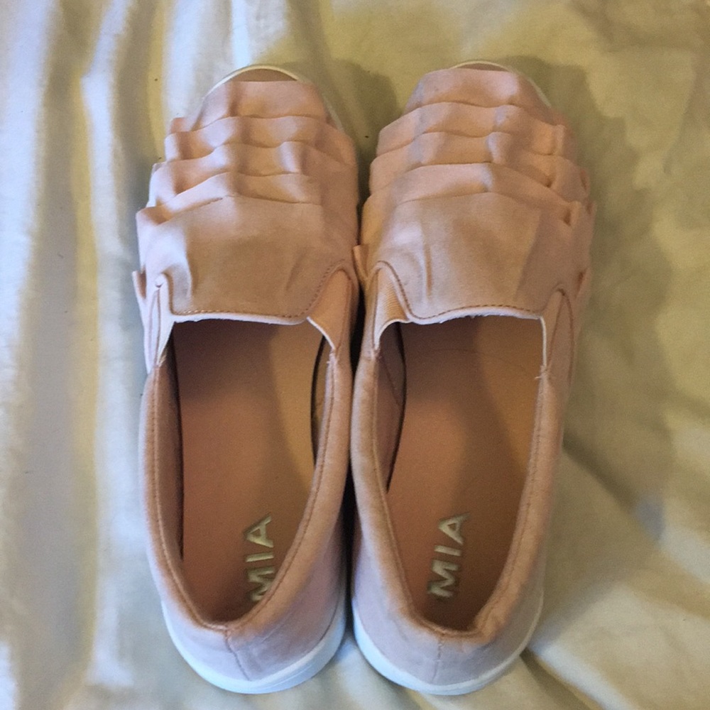 MIA ruffle shoes